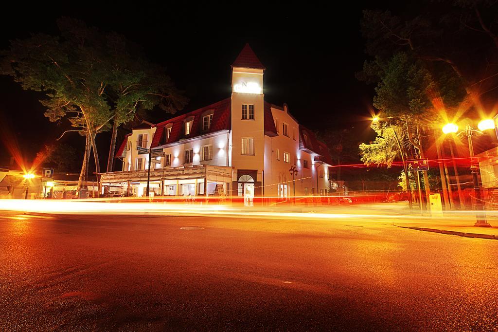 Hotel New Corner Niechorze Esterno foto