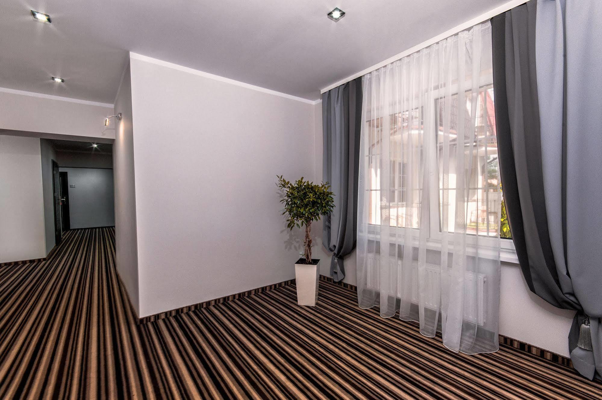 Hotel New Corner Niechorze Esterno foto