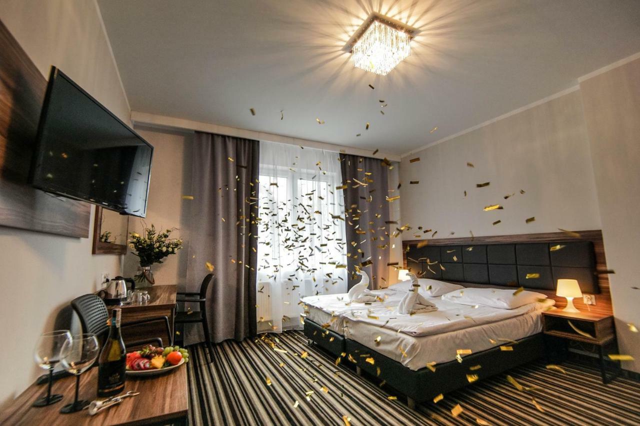 Hotel New Corner Niechorze Esterno foto