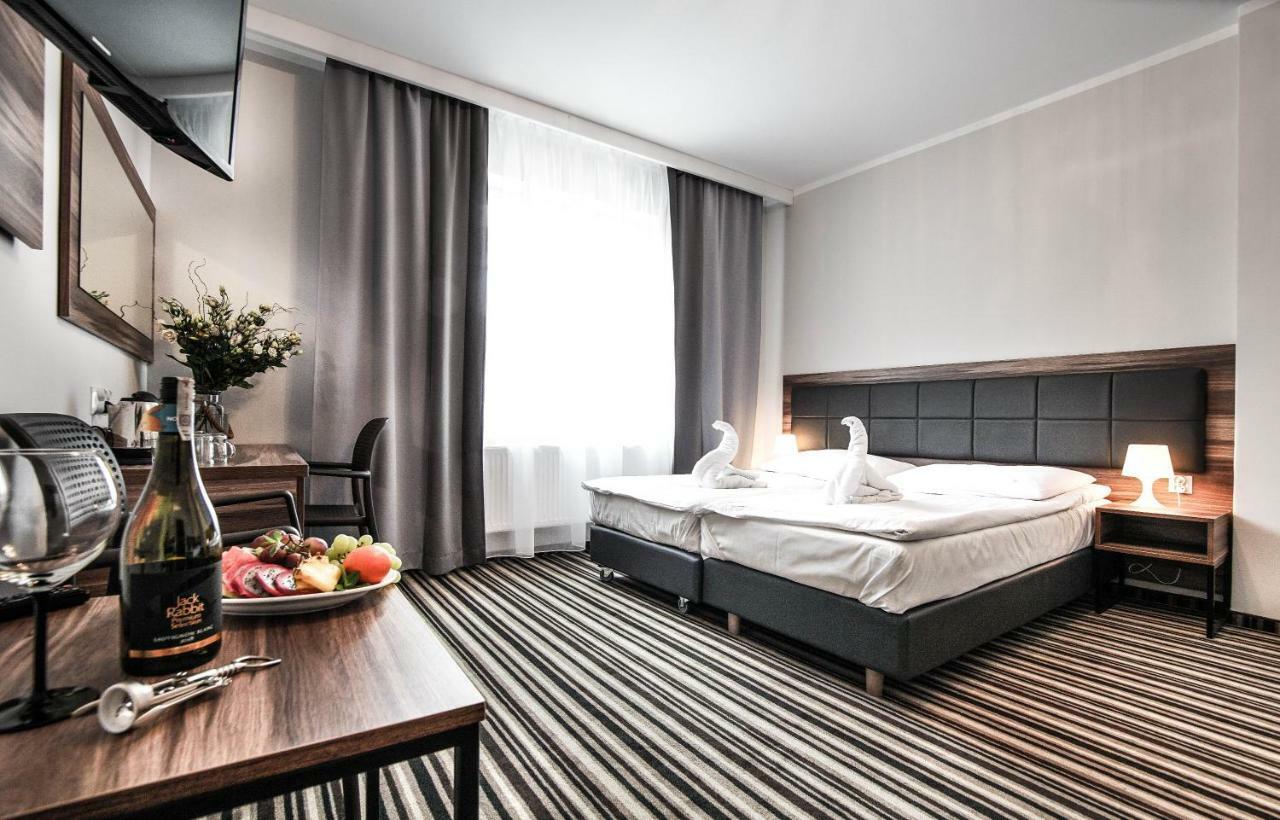 Hotel New Corner Niechorze Esterno foto